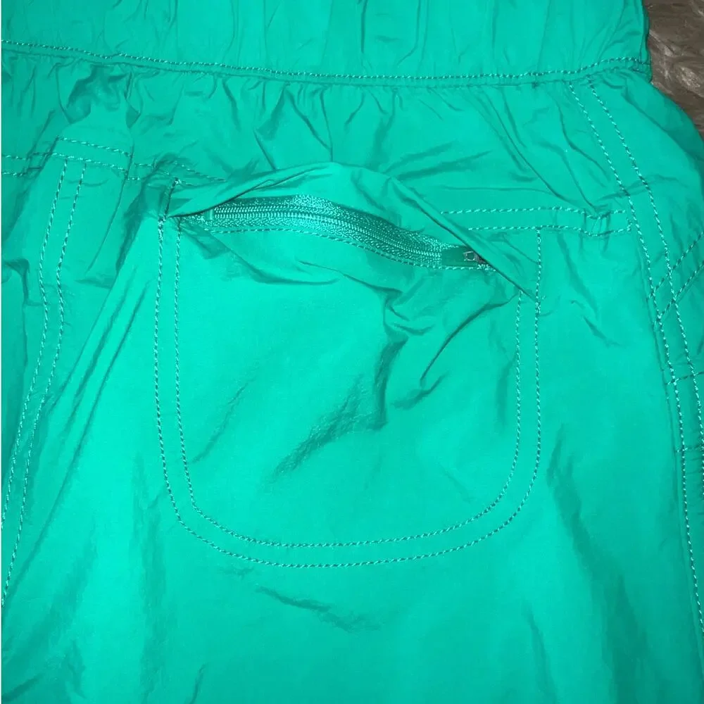 NWOT Free People Movement In the Wild Cargo Shorts Green size M - Picture 8 of 8
